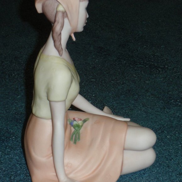 Laszio Ispanky Repose Girl In Orange Dress Collectible Figurine - CHRISTMAS GIFT - Picture 5 of 9